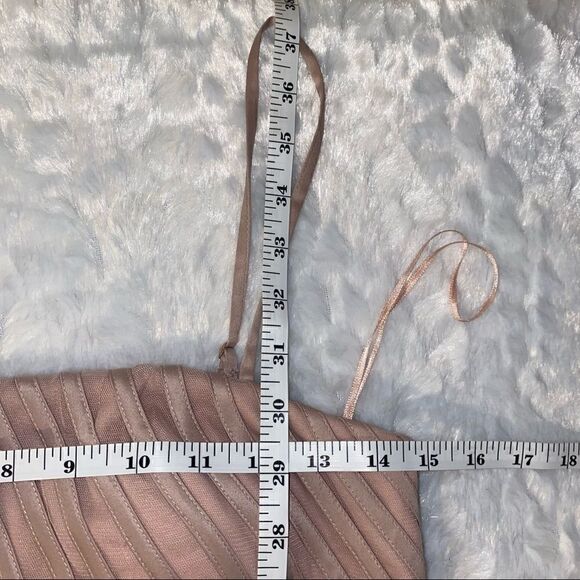 JS Collections  sheath dress with mesh overlay - Picture 11 of 11